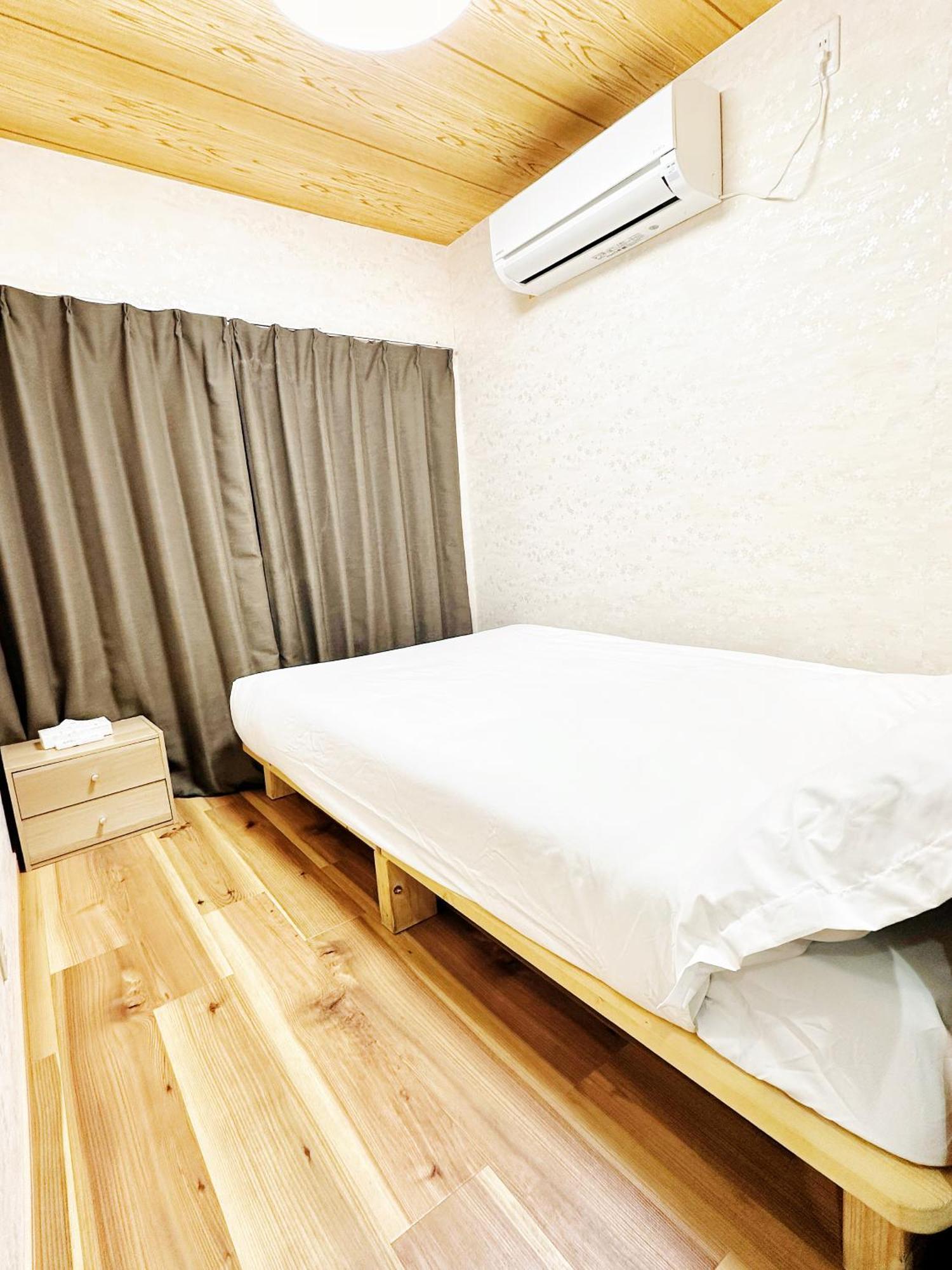 Fb,3br Apartment *